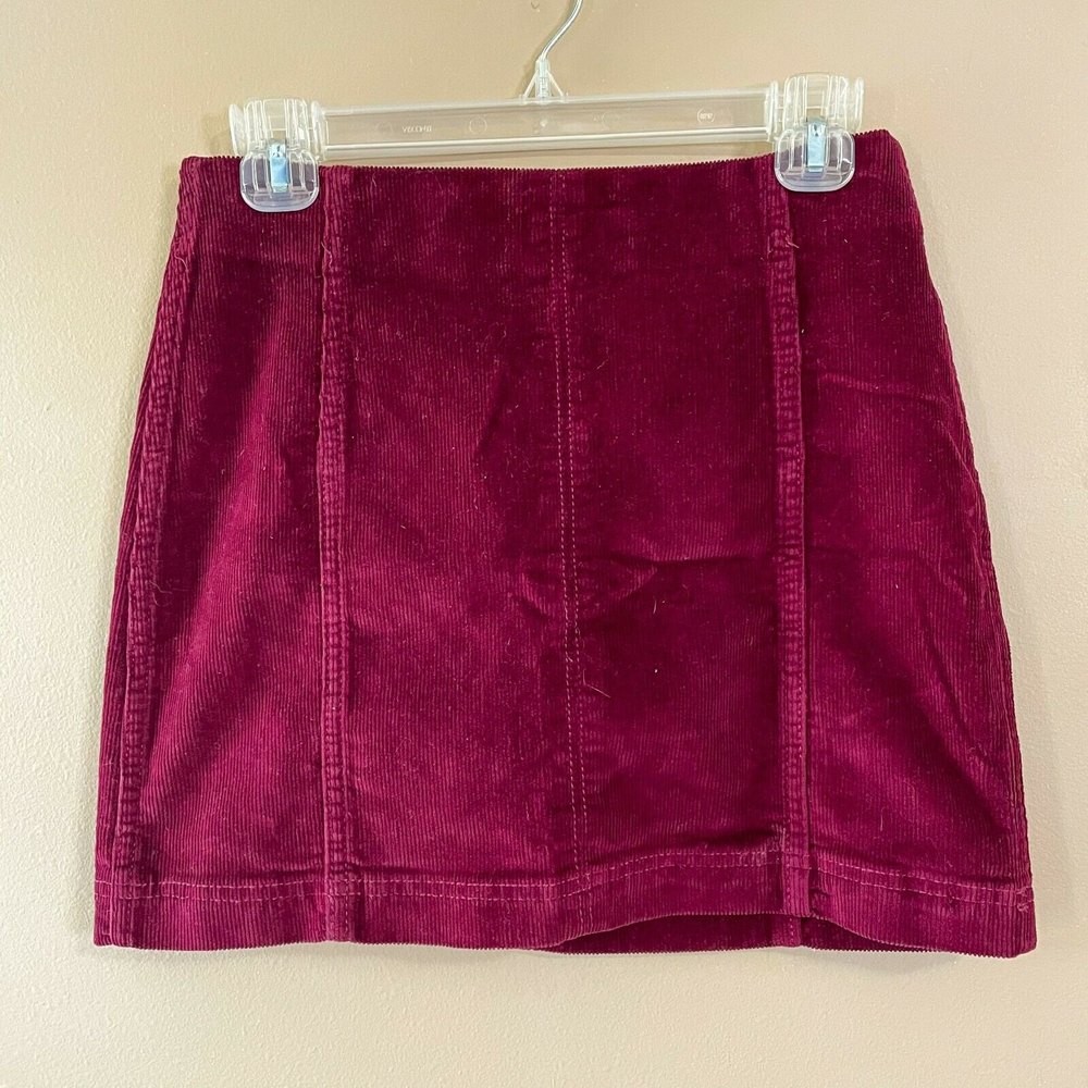 Size 4 Maroon Corduroy Mini Skirt | Zip Up Burgundy Miniskirt Wild Fable